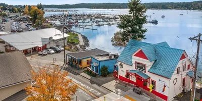 Poulsbohemian Building — Sale in Poulsbo, WA, photo 3 of 8
