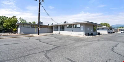 For Sale/Lease: 16k+ Medical Purpose Bldg on 7th St — Sale in Grants Pass, OR, photo 5 of 8