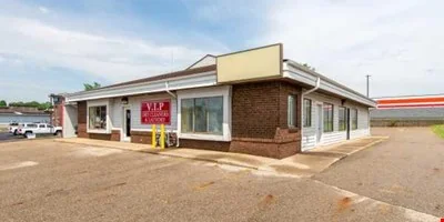 845 4 mile road NW — Sale in Grand Rapids, MI, photo 3 of 8