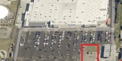 Wal-Mart Out Parcel For Sale — Sale in Denham Springs, LA, photo 1 of 8