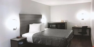 BLUE BAY INN — Sale in San Antonio, TX, photo 8 of 8