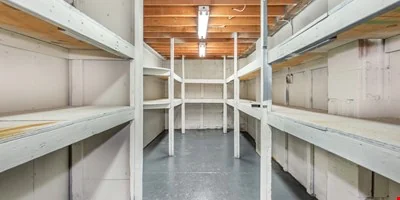124 Johnson St. — Sale in Newark, NJ, photo 4 of 8