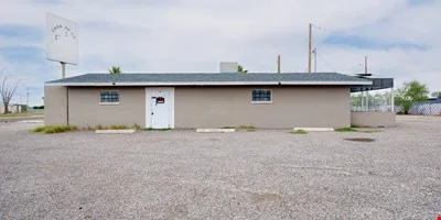 864 E. Jimmie Kerr Blvd — Sale in Casa Grande, AZ, photo 1 of 8