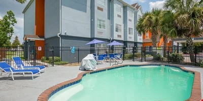 Trident Inn & Suites Baton Rouge — Sale in Baton Rouge, LA, photo 7 of 8