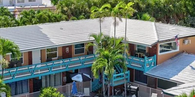 Sky Islands Beach Hotel — Sale in Fort Lauderdale, FL, photo 6 of 8