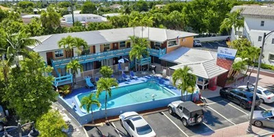 Sky Islands Beach Hotel — Sale in Fort Lauderdale, FL, photo 4 of 8