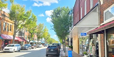 Blue Magnolia / Boutique Retailer / Business & Real… — Sale in New Bern, NC, photo 5 of 7
