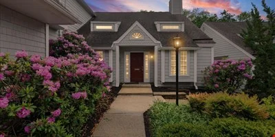 Chester County Commons — Sale in Malvern, PA, photo 1 of 8