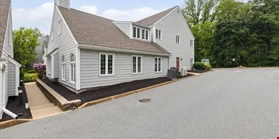 Chester County Commons — Sale in Malvern, PA, photo 2 of 8