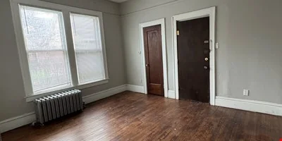 686 19th St, Des Moines — Sale in Des Moines, IA, photo 5 of 5