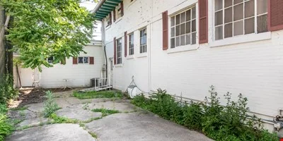 1330 Webford — Sale in Des Plaines, IL, photo 2 of 8