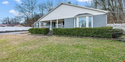 1332 S Dickerson Road — Sale in Goodlettsville, TN, photo 1 of 8