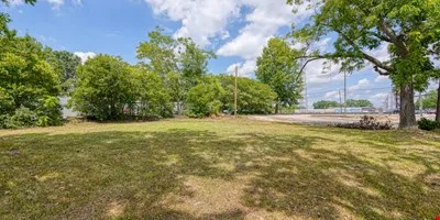300 N Church St — Sale in Spartanburg, SC, photo 4 of 4