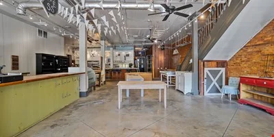 3840 Highway 42 - Two-Story Restaurant & Retail — Sale in Locust Grove, GA, photo 2 of 8