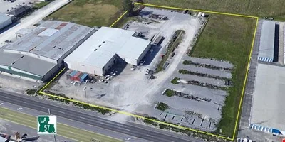 OWNER FINANCING AVAILABLE - Office/Warehouse Facility — Sale in Houma, LA, photo 1 of 8