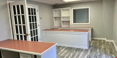 OWNER FINANCING AVAILABLE - Office/Warehouse Facility — Sale in Houma, LA, photo 4 of 8