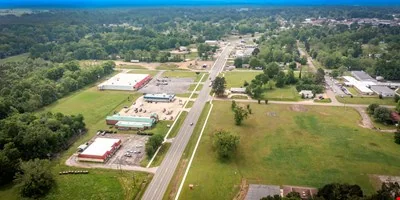 Medical Building Prescott Arkansas — Sale in Prescott, AR, photo 6 of 8