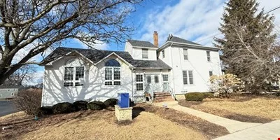 236 Webster — Sale in Batavia, IL, photo 1 of 8