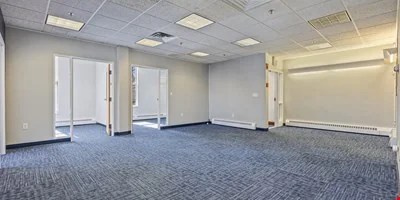 Downtown Boothbay Harbor Office/Retail Building — Sale in Boothbay Harbor, ME, photo 8 of 8