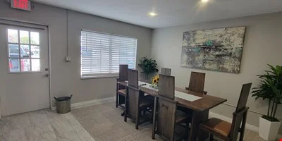 Office Duplex - 1115 -1117 30th Ave W — Sale in Bradenton, FL, photo 5 of 7