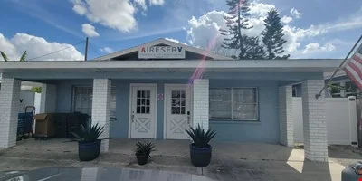 Office Duplex - 1115 -1117 30th Ave W — Sale in Bradenton, FL, photo 3 of 7