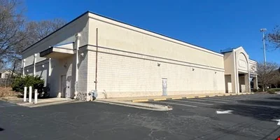 110 W. Garrison Blvd — Sale in Gastonia, NC, photo 3 of 8