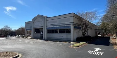 110 W. Garrison Blvd — Sale in Gastonia, NC, photo 7 of 8