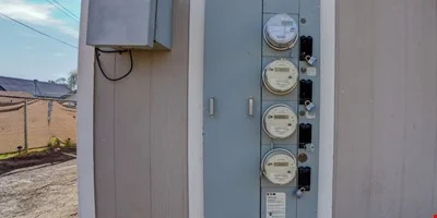 1612 Flower Street — Sale in Bakersfield, CA, photo 5 of 7