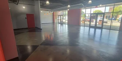 Downtown Tuscaloosa Retail Opportunity — Sale in Tuscaloosa, AL, photo 4 of 8