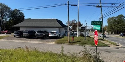 Prime Location Salon — Sale in Tuscaloosa, AL, photo 3 of 7