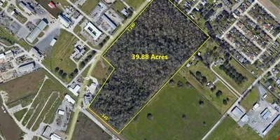 ~40 Acres with 1,800 LF on South Van/Industrial - multifamily for sale in houma, LA