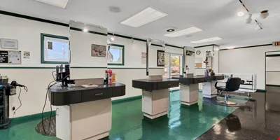 1 East Bel Aire — Sale in Clarksville, TN, photo 5 of 8