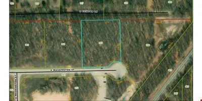1497 E Washington St — Sale in White Cloud, MI, photo 1 of 2