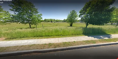Country Square Office Complex — Sale in Quakertown, PA, photo 1 of 1