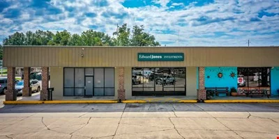 Shopping Center Hope Arkansas — Sale in Hope, AR, photo 7 of 8