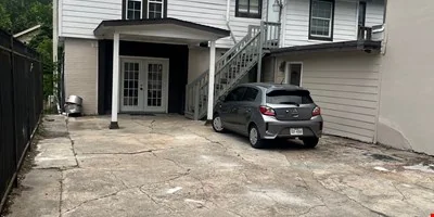 3311 Houston Ave Mixed Use Investment Property — Sale in Houston, TX, photo 2 of 8