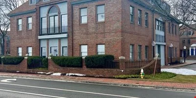 Noble Island Condo Assoc Unit 1G — Sale in Portsmouth, NH, photo 3 of 6