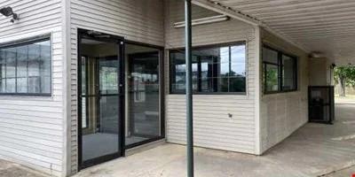 Multi-Use Food or Auto Retail — Sale in Shreveport, LA, photo 4 of 6