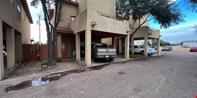 Calton Heights Condominium — Sale in Laredo, TX, photo 8 of 8