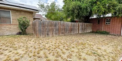 1402 Corpus Christi St, Laredo — Sale in Laredo, TX, photo 5 of 8