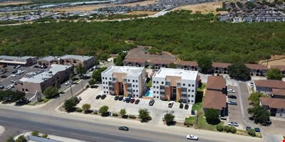 Ciros Tower — Sale in Laredo, TX, photo 2 of 8