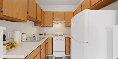 3209 Archwood Ave — Sale in Cleveland, OH, photo 5 of 8
