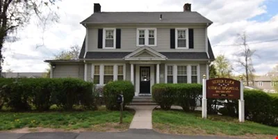 Silver Lake Animal Hospital — Sale in Berlin, CT, photo 1 of 8