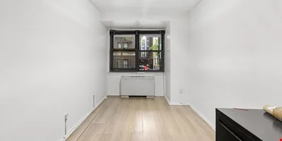 55 East 87th Street Unit 1C — Sale in New York, NY, photo 8 of 8