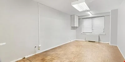 55 East 87th Street Unit 1C — Sale in New York, NY, photo 6 of 8