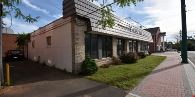 Location Location Location Prime Downtown Newington… — Sale in Newington, CT, photo 3 of 8