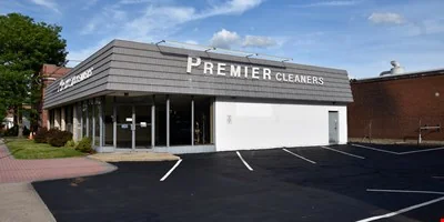 Location Location Location Prime Downtown Newington… — Sale in Newington, CT, photo 5 of 8