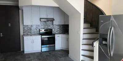 170-14 89th Avenue — Sale in Jamaica, NY, photo 4 of 7