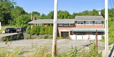 705 Main St Ogunquit — Sale in Ogunquit, ME, photo 3 of 5