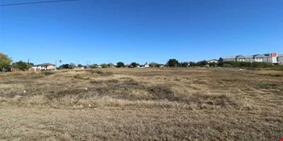 3510 S Urbahn — Sale in Laredo, TX, photo 1 of 8